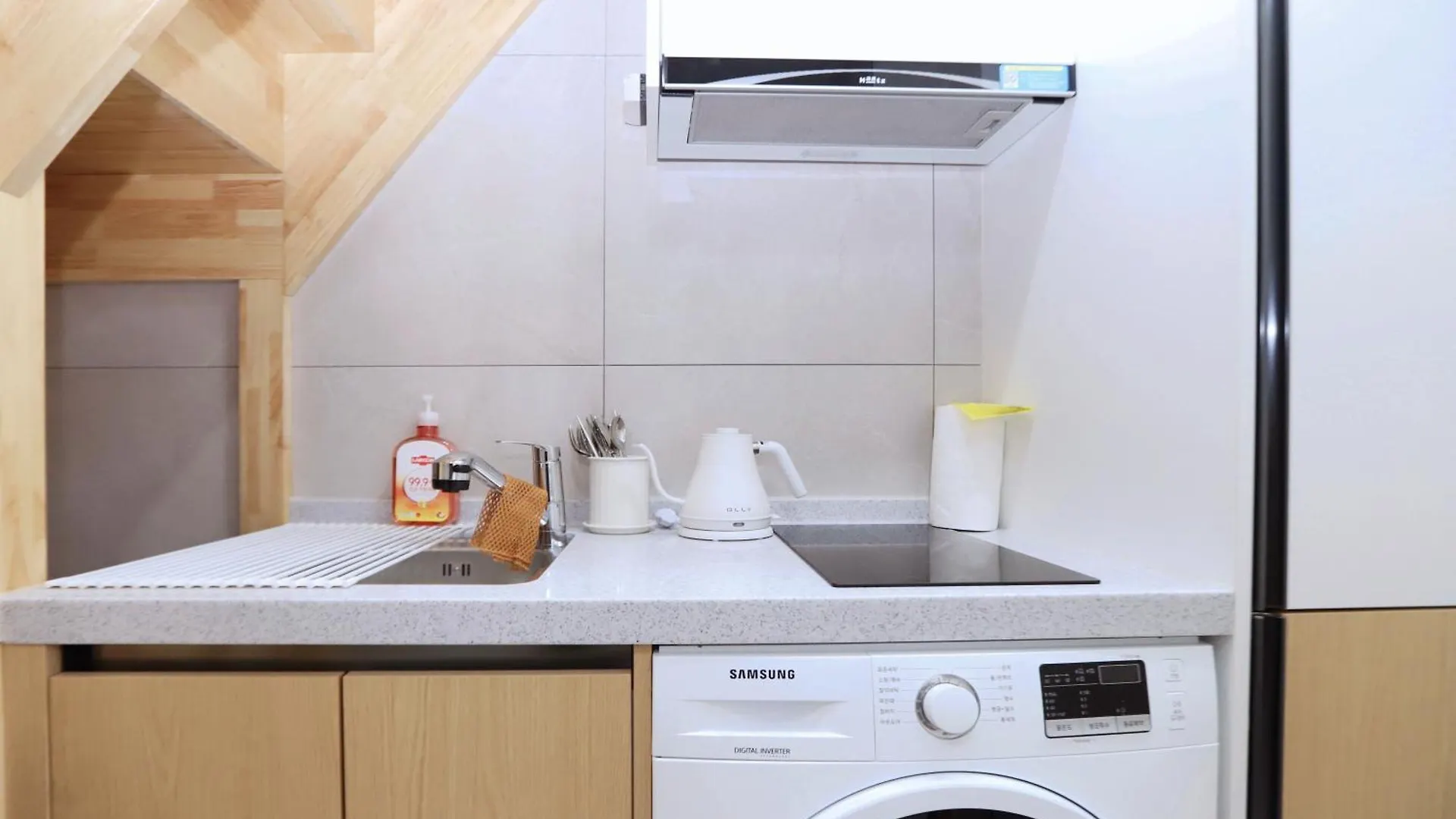 The Loft Homely Seoul Apartment